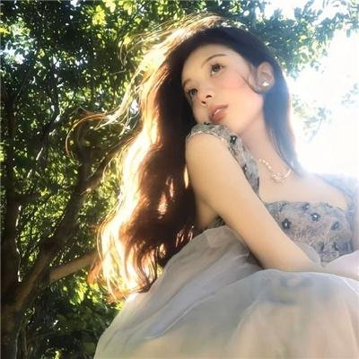 克莱尔的相机